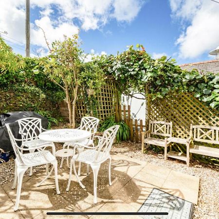 Вилла Little Karenza Is The Perfect Cornish Getaway Saint Anthony Экстерьер фото