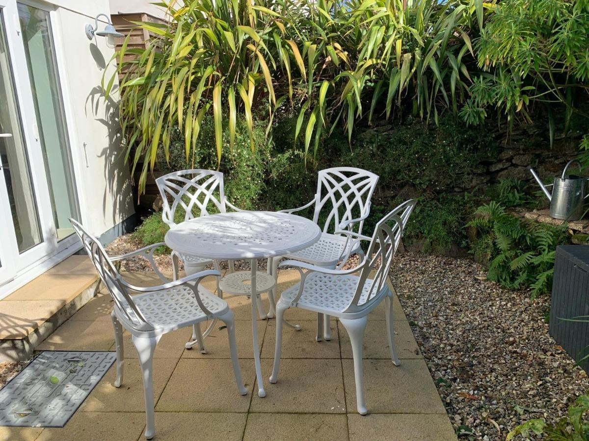 Вилла Little Karenza Is The Perfect Cornish Getaway Saint Anthony Экстерьер фото