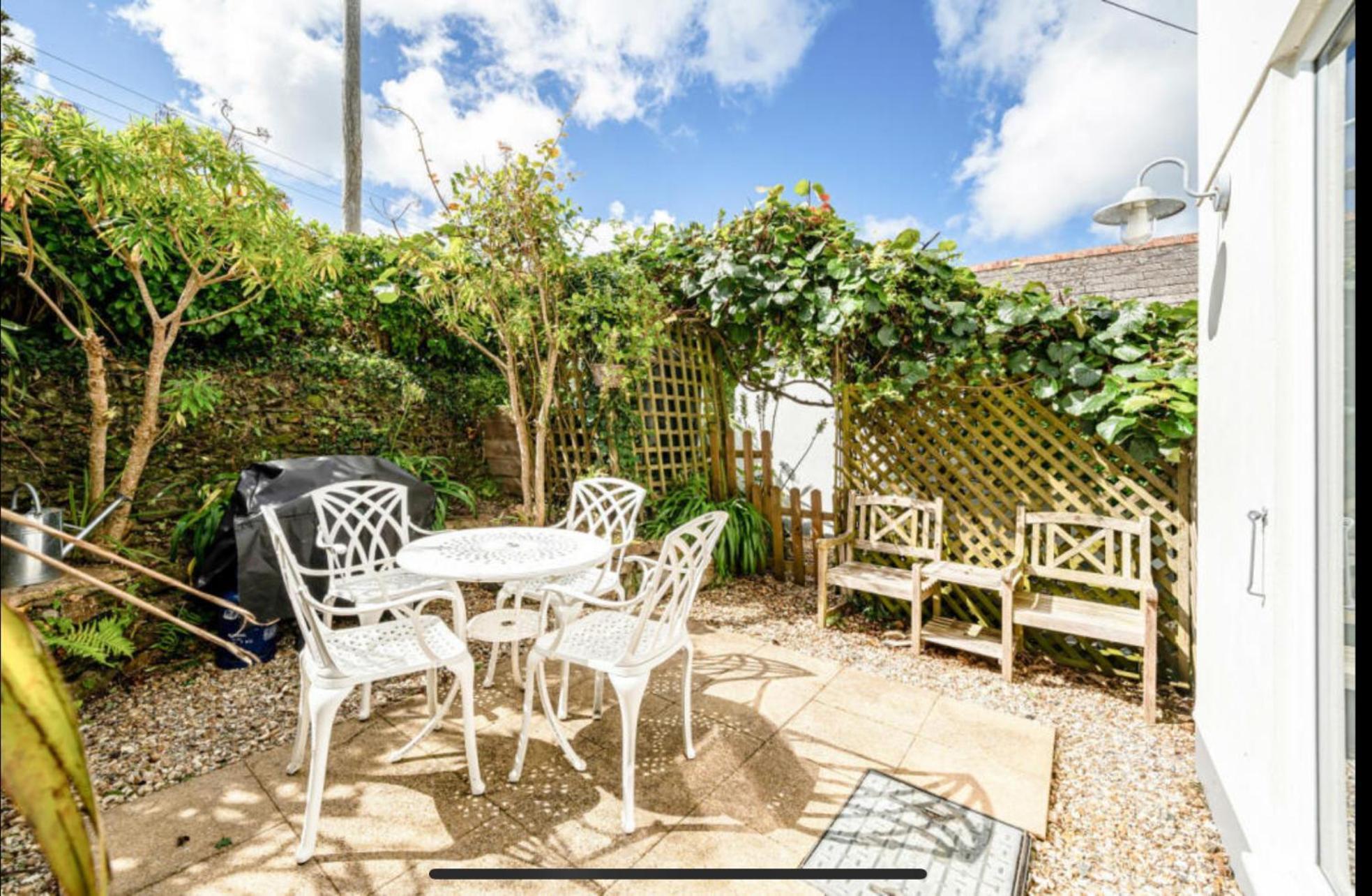 Вилла Little Karenza Is The Perfect Cornish Getaway Saint Anthony Экстерьер фото